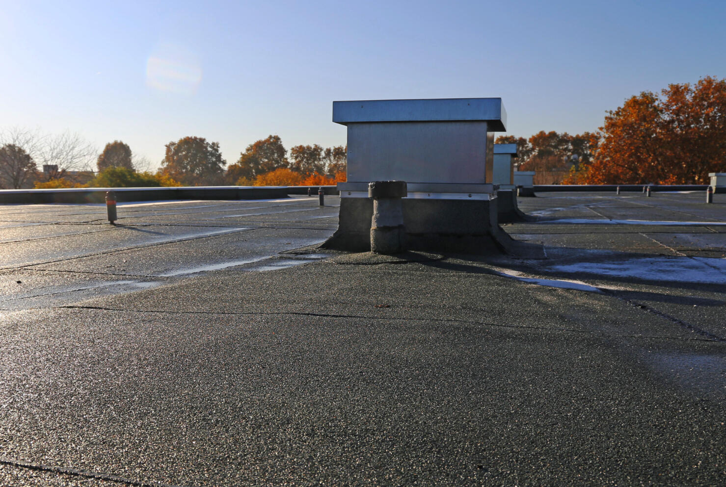 Commercial flat roofs